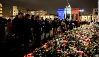 Senado aprueba extender el estado de emergencia en Francia por tres meses