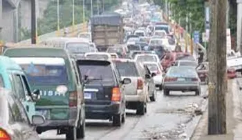 MOPC abre el tránsito en puente Peynado que comunica el DN y Villa Mella, en Santo Domingo Norte