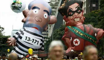 Cárcel para Lula y juicio político para Rousseff exigen miles de brasileños en protestas masivas