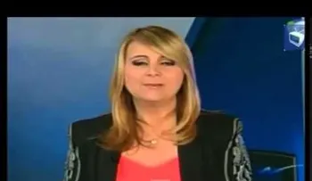 Nuria presenta cheque cobraba Euclides en el partido de Trujillo (Video) 