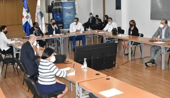 Ministerio de Economía presenta temas priorizados sector salud en la región Enriquillo