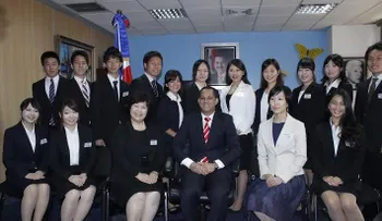 Delegación Japonesa visita Ministerio de la Juventud 