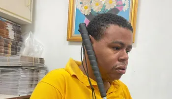 Donan seis meses de medicamentos a joven no vidente con epilepsia tras reportaje