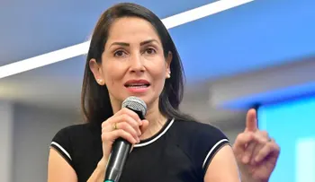 Policía de Ecuador detiene a Luisa González, excandidata presidencial del correísmo