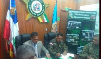 Migración y Ejército firman acuerdo para centros de acogidas indocumentados  