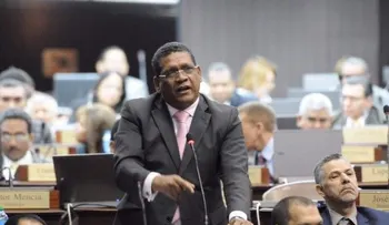 Diputados leonelistas esperan en una villa decisión de Comité Políticos