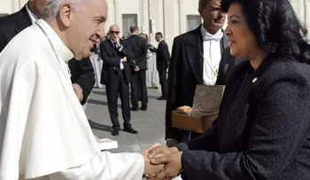 Papa interesado en visitar la República Dominicana, revela Cristina Lizardo