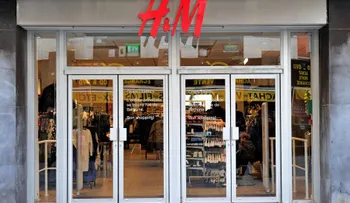 Hackers engañan vía WhatsApp con regalos para Zara y H&M