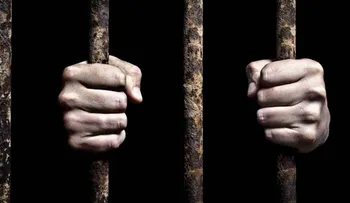 Seis meses de prisión para cuatro acusados de robar en oficina de abogadas de La Esperilla