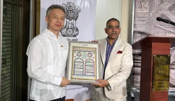 Embajador de la India presenta documental sobre el Monte Kailash
