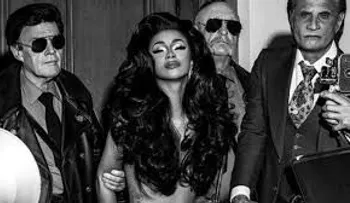 Cardi B se desnuda ante la prensa
