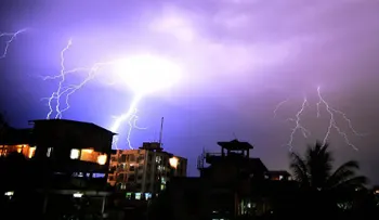 65 personas murieron impactadas por rayos en Bangladesh