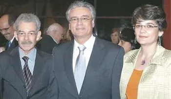 Renuncia director general del Centro León