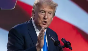 Juez declara a Trump responsable de fraude en caso civil sobre su empresa en Nueva York