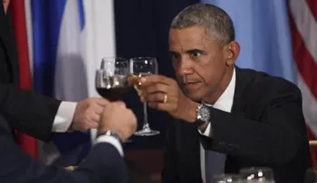 No aceptan tarjeta crédito de Obama en restaurante de NY
