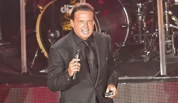 Luis Miguel paga más de un millón de dólares en demanda de exmánager 
