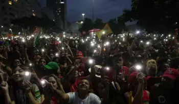 Izquierda brasileña se vuelca a las redes y las calles para impulsar a Lula frente a Flávio Bolsonaro