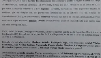 TSE rechaza recurso de revisión de Trajano Santana y anula sus asambleas en el PRI
