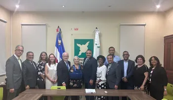 Comisión de JCE se reúne con PC; abordan sobre campaña y precampaña, voto en el exterior y calendario electoral