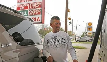 Baja el precio de la gasolina en EEUU 