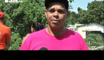 Empeora situación de derrumbes; Defensa Civil advierte de más daños