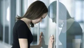 7 acciones que destruyen la autoestima de cualquier persona