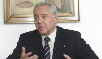 Fiscalía de Bolivia imputa al expresidente Gonzalo Sánchez de Lozada