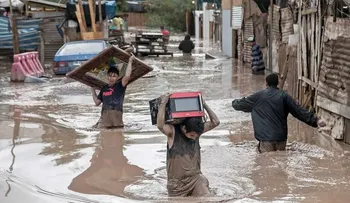 Suben a 85 víctimas por inundaciones en Perú y desaparecidos a 15