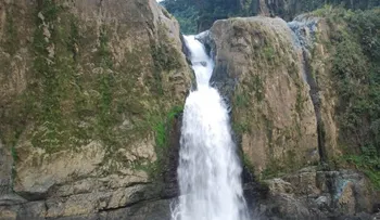 Un joven de 16 años se ahoga en el Salto de Jimenoa en Jarabacoa