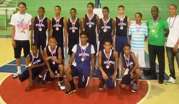 San Cristóbal eliminó a Ocoa en baloncesto U-15