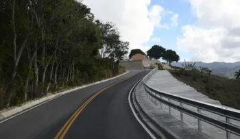 Comunitarios resaltan importancia de la carretera Tamboril-La Cumbre-Guazumal