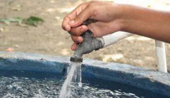 Jamaica construye tanque de 378.000 litros de agua para suplir población