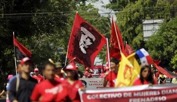 Ciudadanos reivindican sus derechos laborales en diversos países del mundo