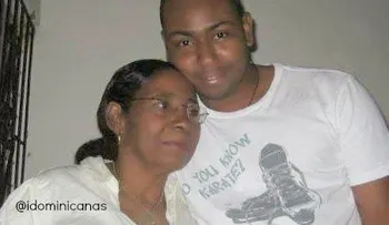 Fallece la madre de Anthony Santos