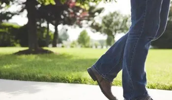 Un paseo de 10 minutos luego de cada comida mejora los niveles de azúcar 