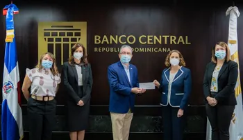 Voluntariado Bancentraliano dona RD$400,000 pesos a UNICEF de República Dominicana