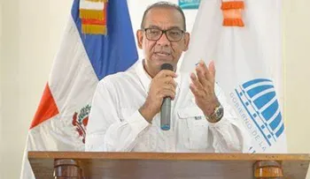 Obras Públicas lleva "Peón Caminero" a Pedernales, programa que genera empleos y dinamiza la economía