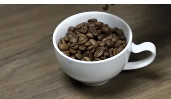 ¿Cuánto café es saludable tomar al día?