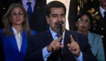 Maduro amenaza con ser "implacable" si ocurre un "intento de golpe fascista"