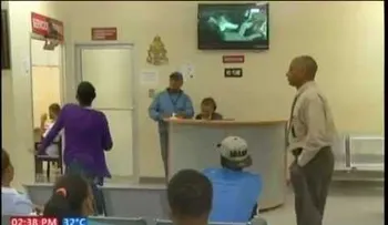 Mejora salud del joven quemado en atentado al Metro