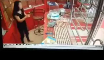 ¿A dónde cree que va, ladronazo?