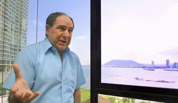 ¿Quién es Adbalá Bucaram y por qué regresará a Ecuador tras 20 años de exilio?