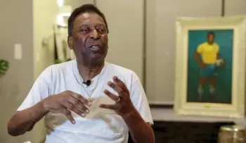 Pelé recibe cuidados por "disfunciones renales y cardíacas"