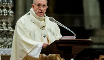 Papa Francisco: "Oraciones le darán sabiduría y fuerza" a Donald Trump