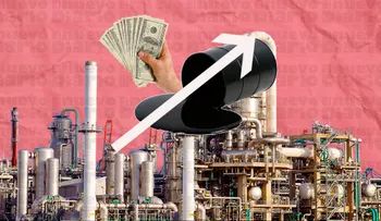 El petróleo WTI sube un 4,4 % y cierra en 105,83 dólares, su nivel más alto desde mayo