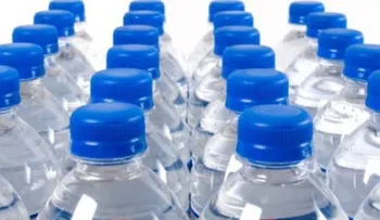 Si eres de los que compra botellas de agua, debes saber esto URGENTEMENTE!