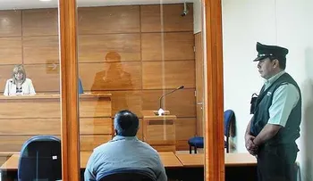 Condenan a 10 años de cárcel  por violar su hija  