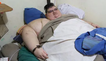 "Mi cuerpo es una prisión": El hombre más obeso del mundo comienza una nueva vida en México