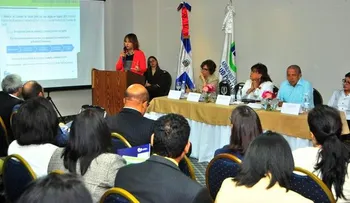 Gremios anuncian buscarán 5% PIB para el sector Salud