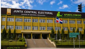 JCE habilita 90 municipios para entregar cédulas a dominicanos nacidos entre enero y abril